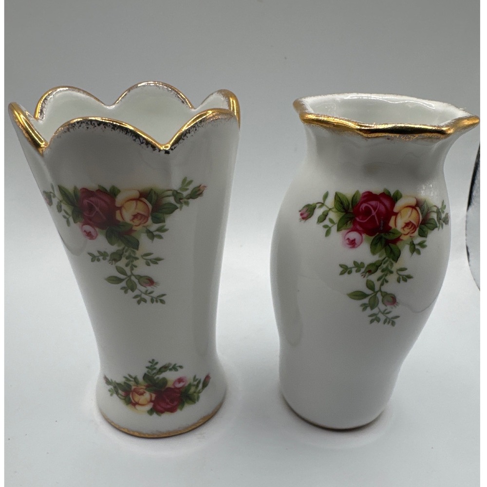 Royal Albert Old Country Roses Miniature Bud Vase Set 2 Piece Gold Trim Floral